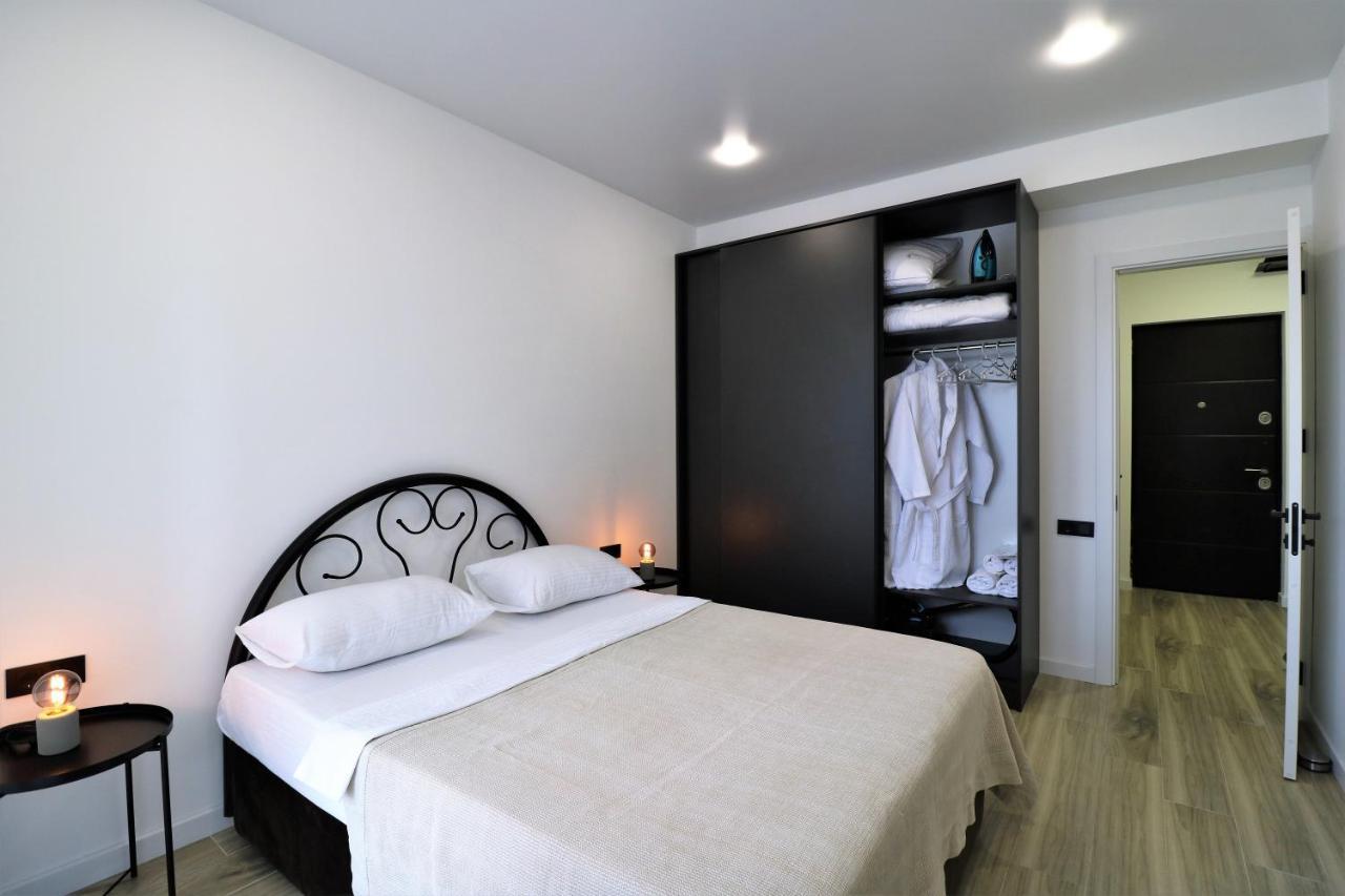 Twins Tower Apartment Tbilisi Exterior photo