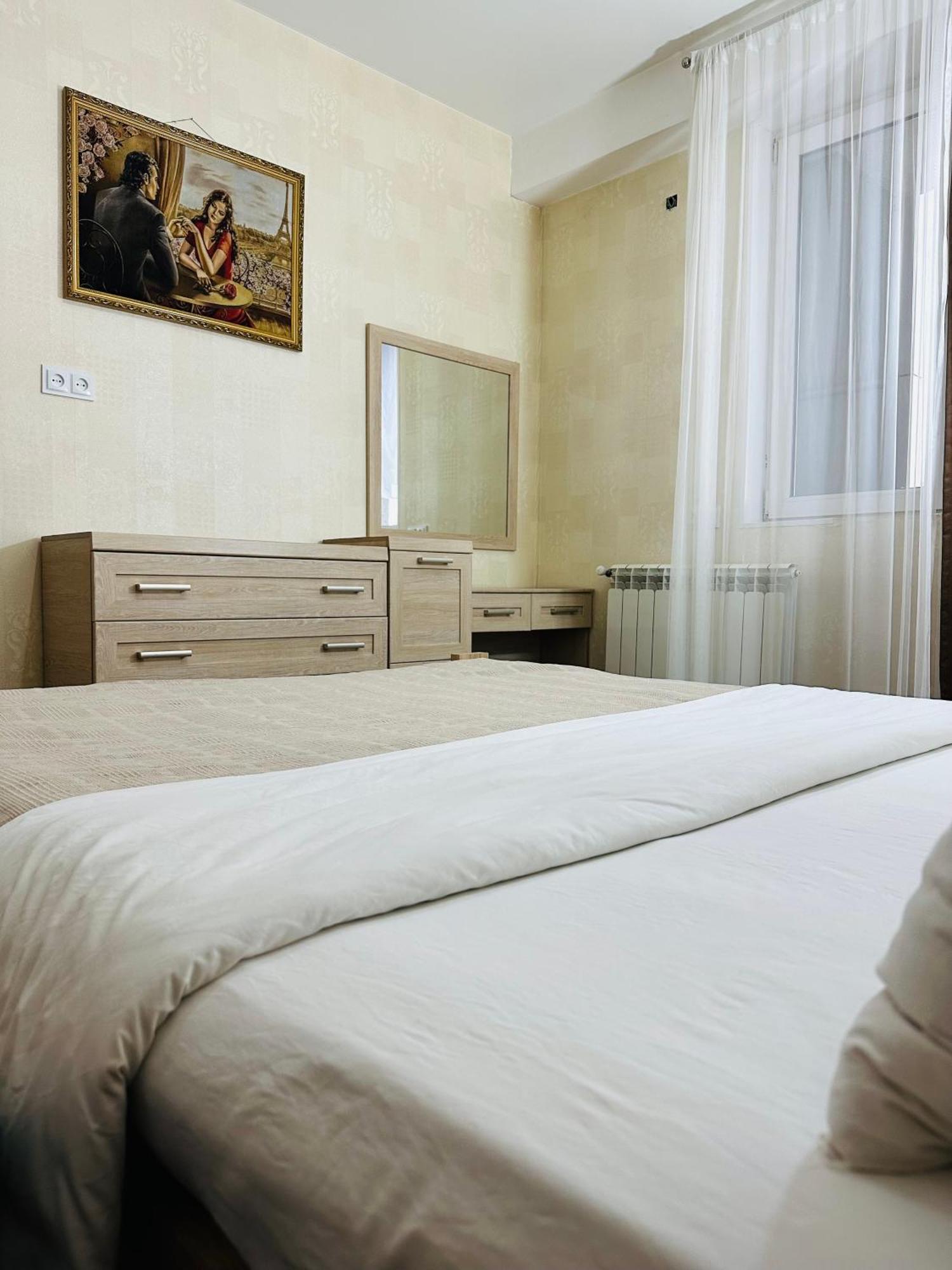 Twins Tower Apartment Tbilisi Exterior photo